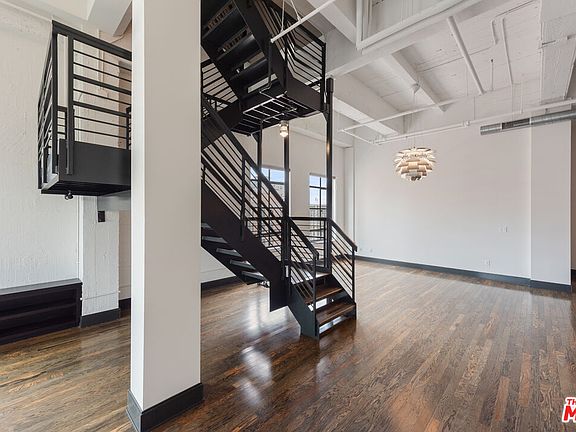 3rd image of 849 S Broadway #1210