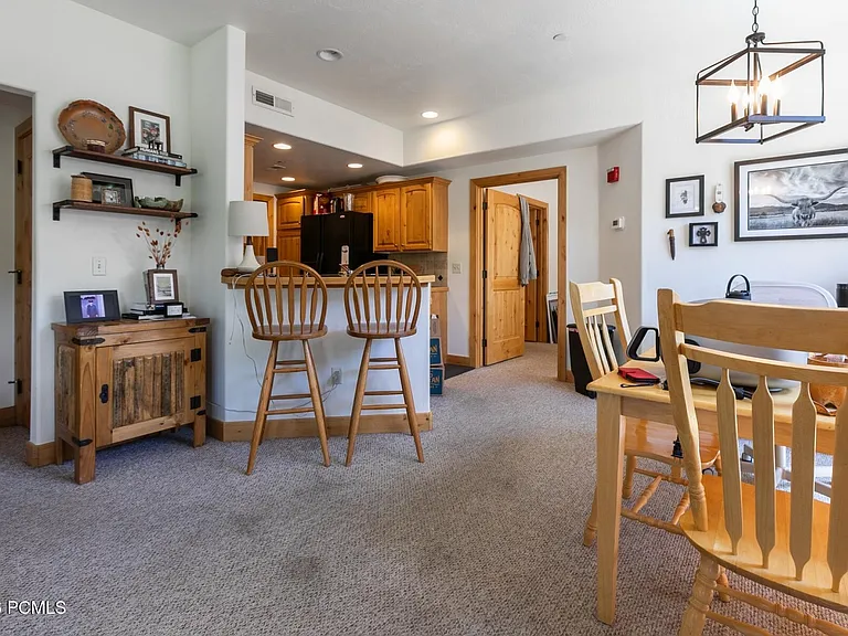1653 Fox Hollow Ln #E — Photo 5