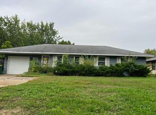 6815 Dudley Ave N, Crystal, MN 55428