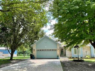 7931 SE 32nd Ter, Tecumseh, KS 66542