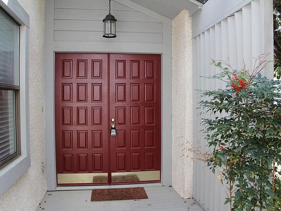 3rd image of 2766 Bordeaux Ct