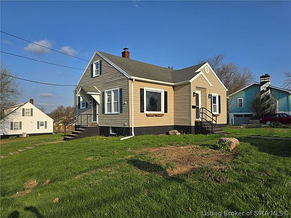 2nd image of 200 Washington Boulevard