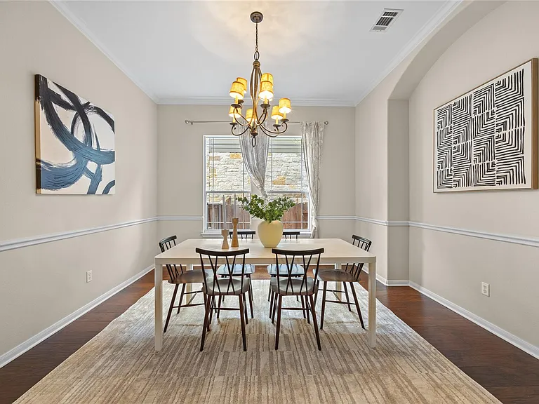 1303 Quiet Creek Dr — Photo 4