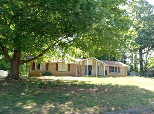 2130 23rd Street Pl NE, Hickory, NC 28601
