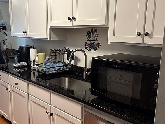 4th image of 200 Heroux Blvd Unit 1804