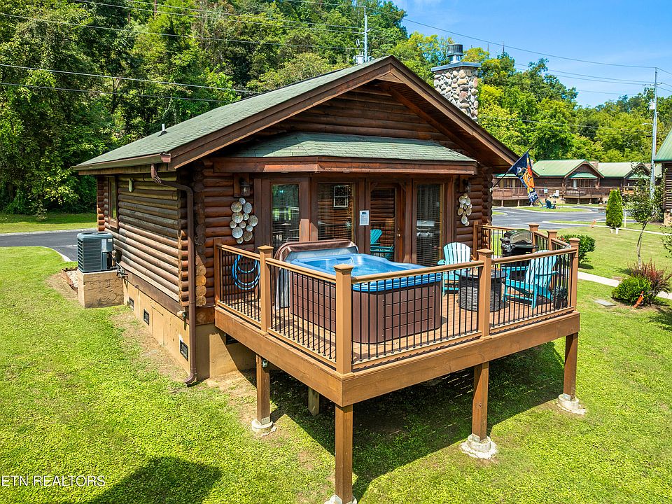 1st image of 2323 Riverport Way