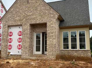 112 Water St, Madison, MS 39110