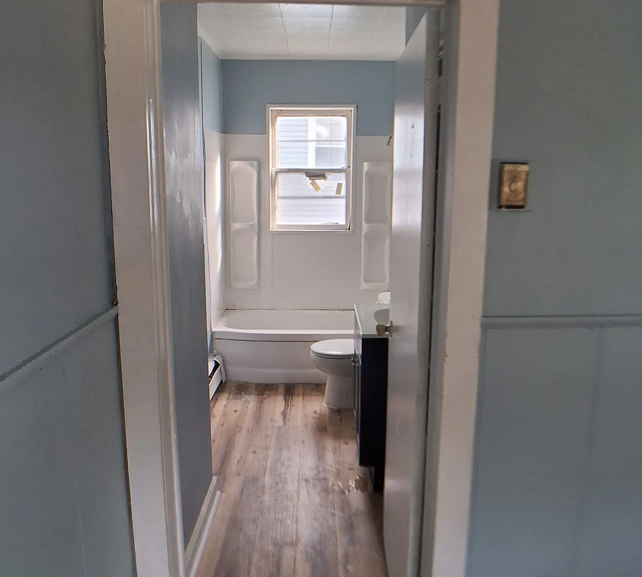 5 bed, $2,600 — Photo 2