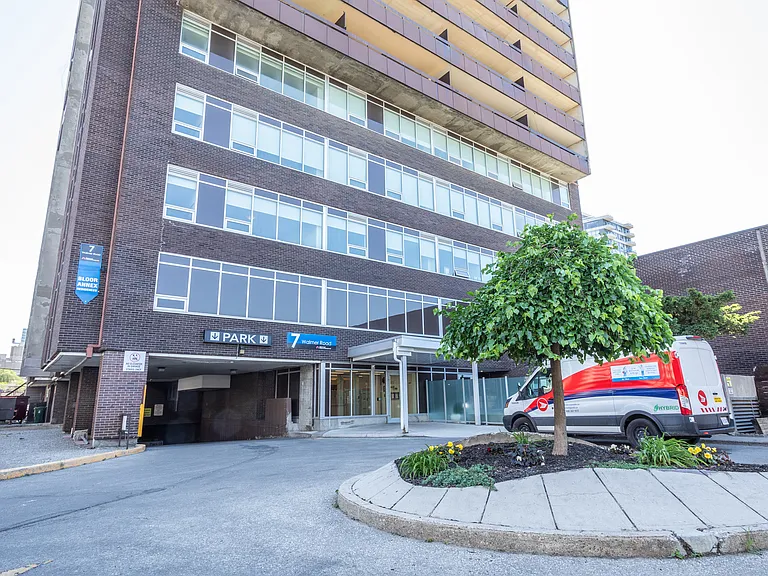 7 Walmer Rd #1DEN — Photo 9