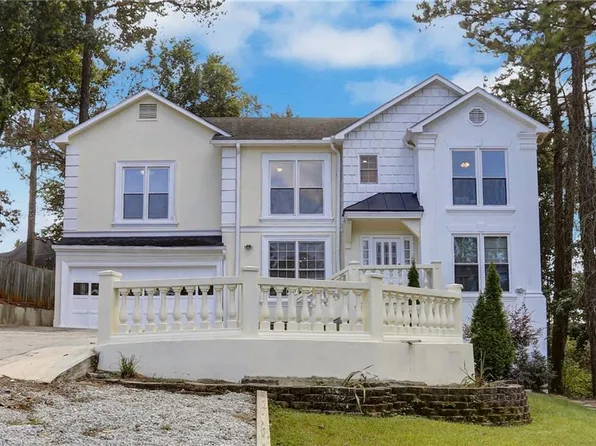 305 Melanie Way, Lawrenceville, GA 30044