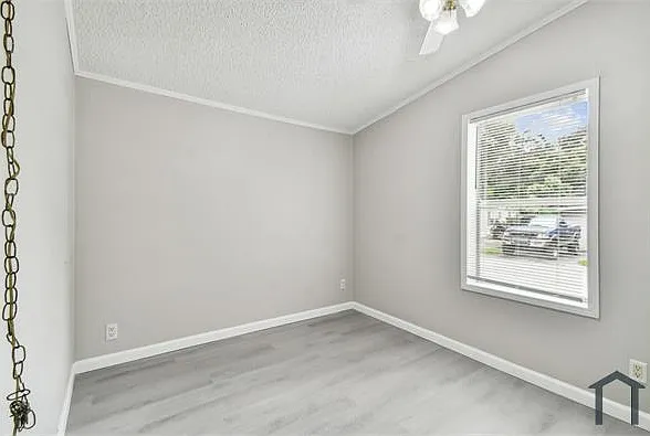 10607 Bay Hills Cir — Photo 24