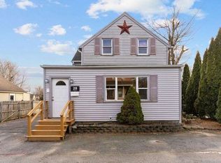 28 Eton Ave, Warwick, RI 02889