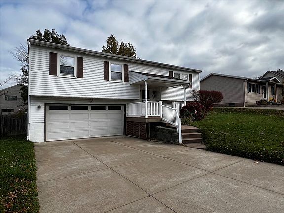 2nd image of 3825 Calico Dr