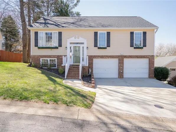 4521 Princess Dr, Winston Salem, NC 27127