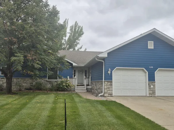 1408 18th Ave NE, Aberdeen, SD 57401
