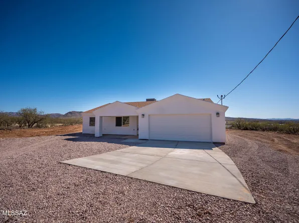 1809 Japon Ct, Rio Rico, AZ 85648