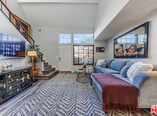 170 N Sierra Bonita Ave APT 4, Pasadena, CA