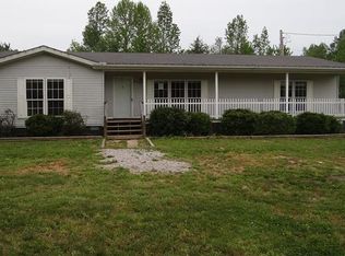 8574 Spring Creek Rd, Cookeville, TN 38506