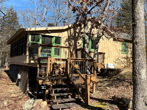 11395 Holiday Shores Dr, Bismarck, MO 63624