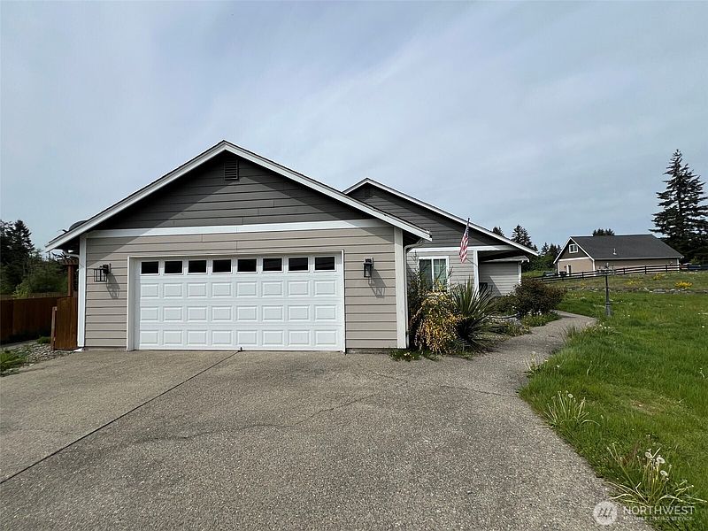 2nd image of 30510 37th Avenue E