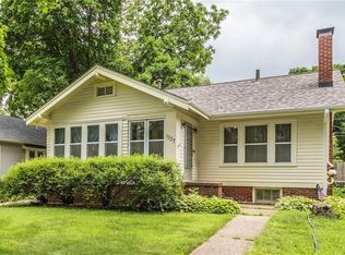 1337 45th St, Des Moines, IA 50311