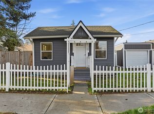 612 7th St NW, Puyallup, WA