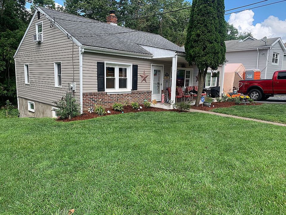2nd image of 1900 N 26th St