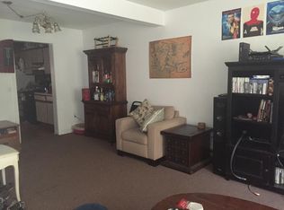 3 Salem Pl, Amherst, MA 01002