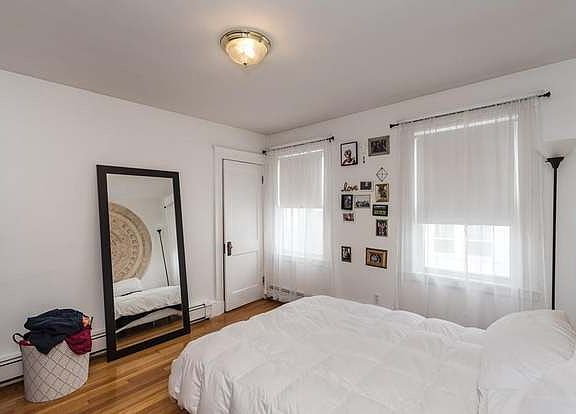 3rd image of 31 Jeanette Ave