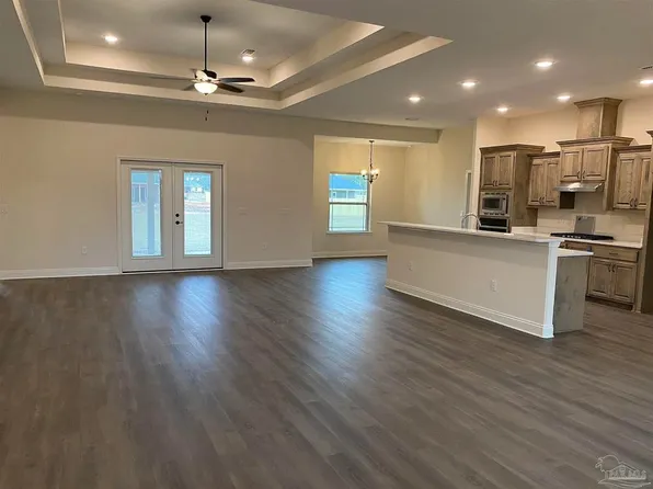 5511 Micanopy Dr, Milton, FL 32570