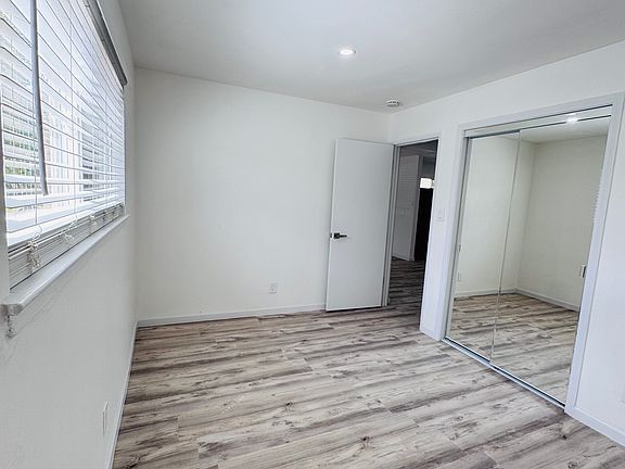 3rd image of 4801 Orange Grove Ave APT 2