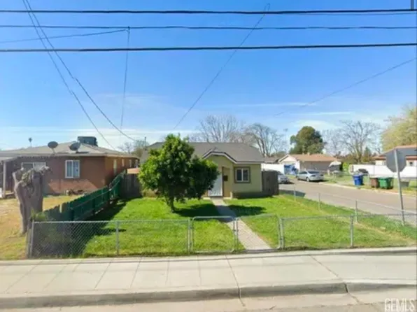 325 N 15th St, Chowchilla, CA 93610