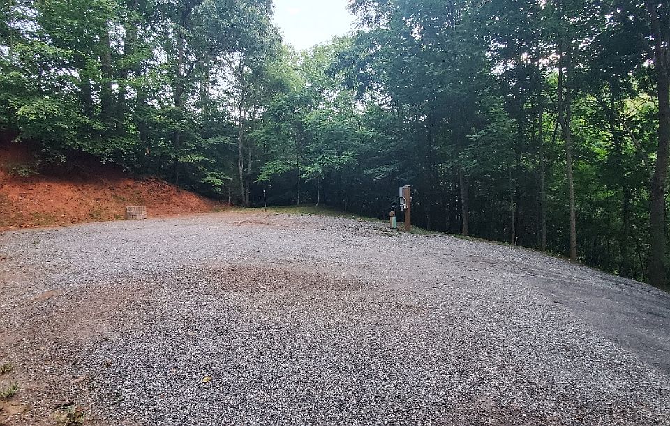 2nd image of 1752 E Fork Rd