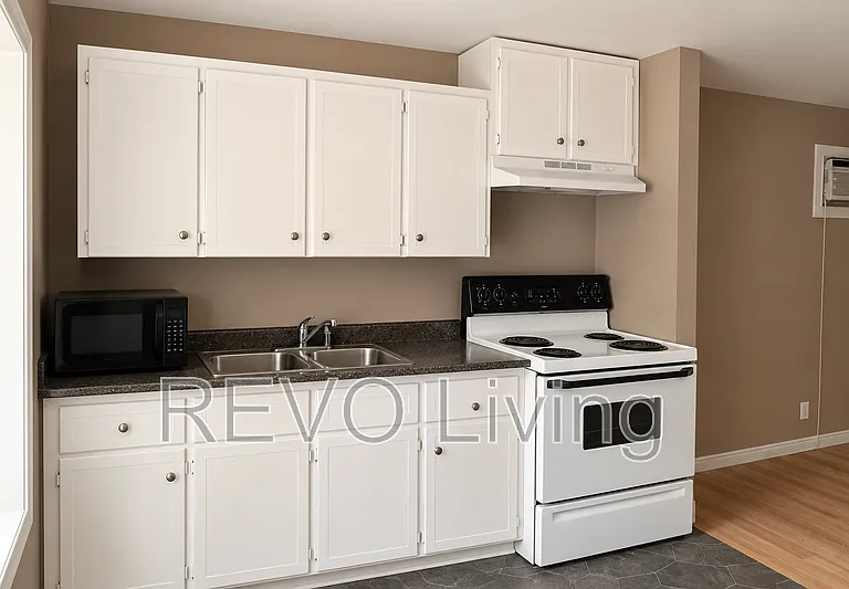 73 Saint Paul St #BACK — Photo 2