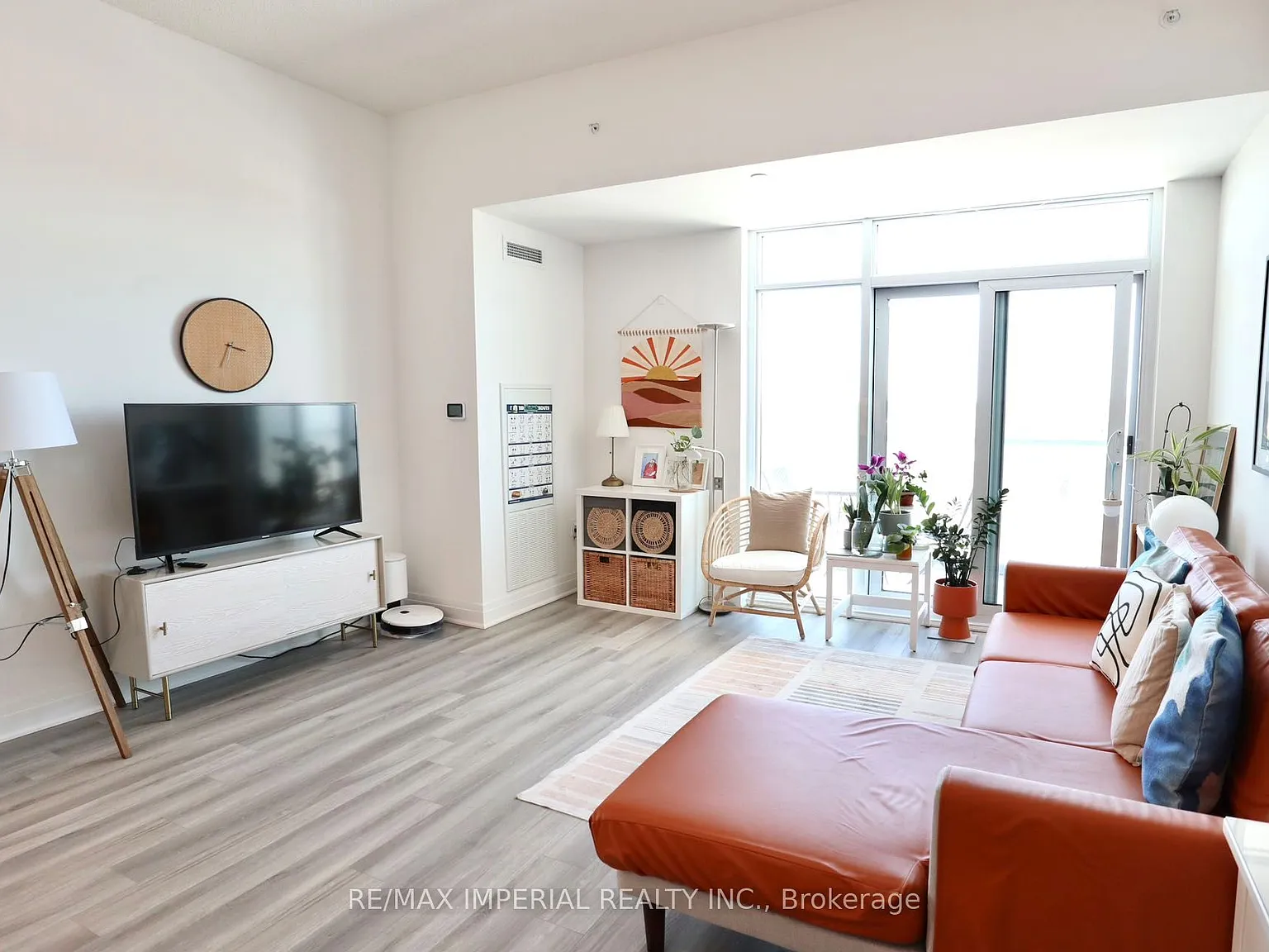 2 bed, $2,700 — Photo 2