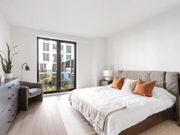 500 West 45th Street 230 image 3 of 13