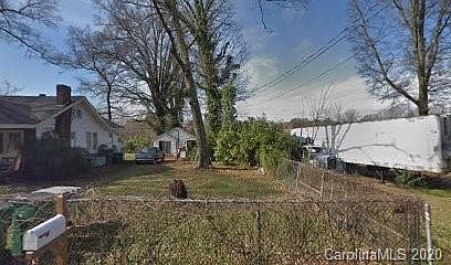 2nd image of 2826 Watauga Ave