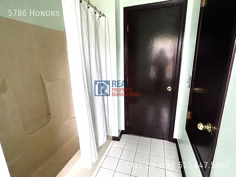 5786 Honors Ct — Photo 16
