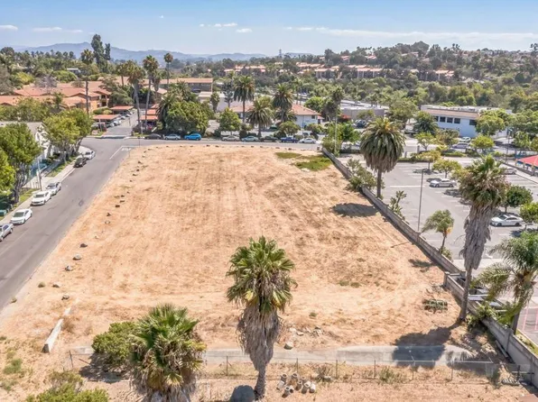 Durian St, Vista, CA 92083