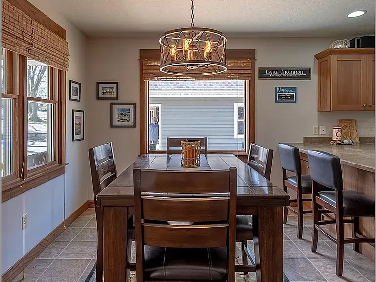 20695 Circle Dr — Photo 5
