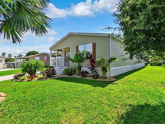 3rd image of 9254 Pinehaven Way