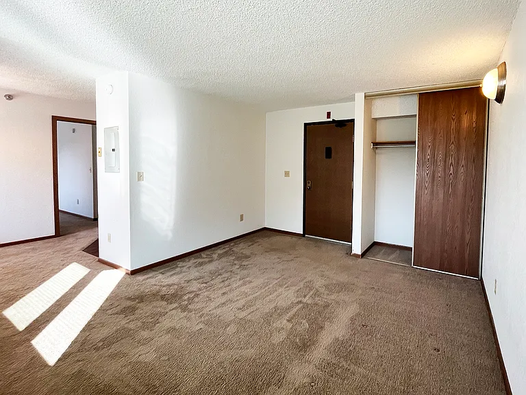 Cherry Ridge Apartments — Photo 4