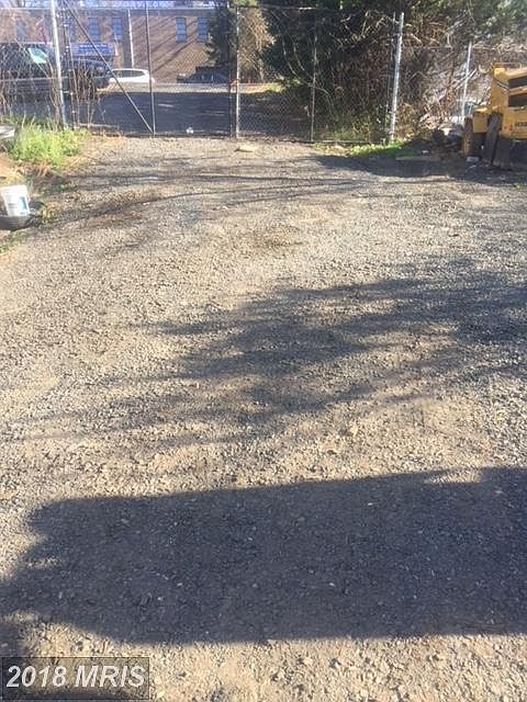 1st image of 5600 Vine St