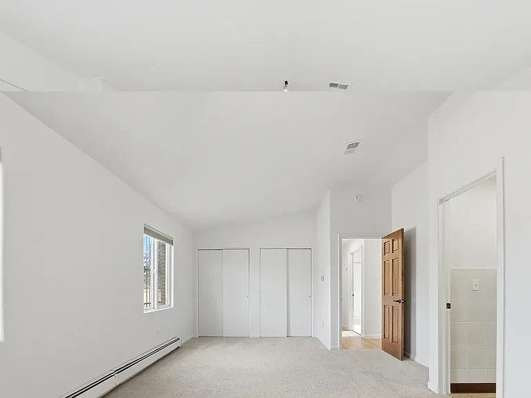 3921 E 26th Avenue Pkwy — Photo 16