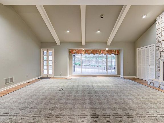 4th image of 1433 Glenbrook Dr