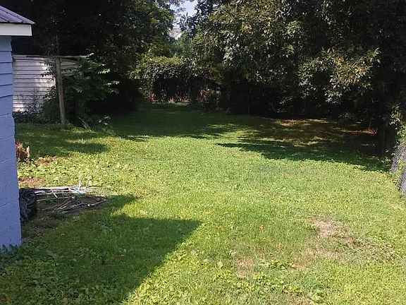 3rd image of 726 Portsmouth Ave