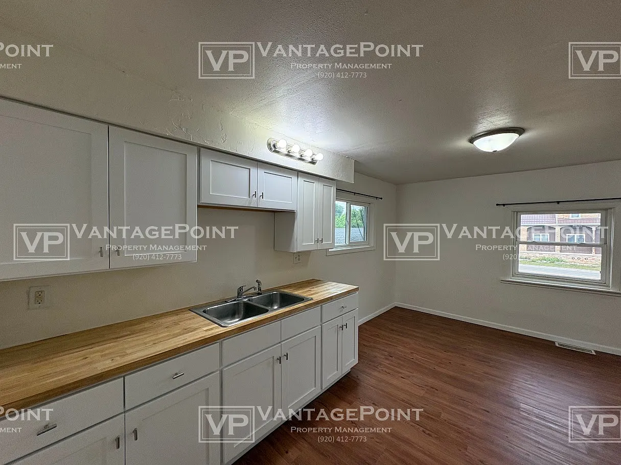 707 Graves Street - OAN - Upper — Photo 3