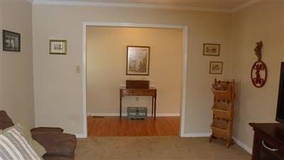 1st image of 226 Tinderwood Dr