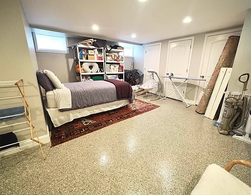 Rented by Compass | media 8