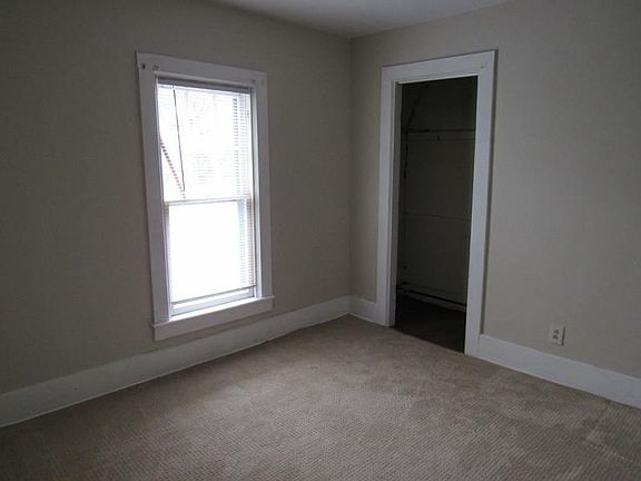 4th image of 400 Lincoln St #2